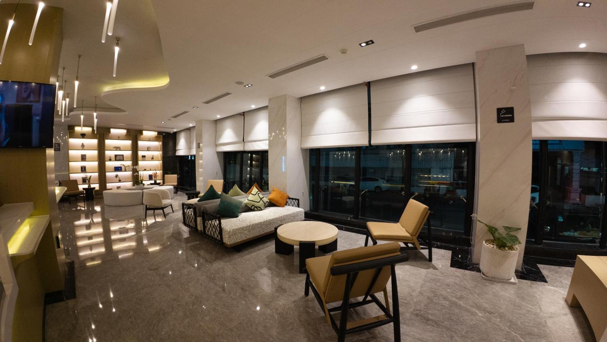 Hotel Maxx Phnom Penh Downtown By H World Exterior foto
